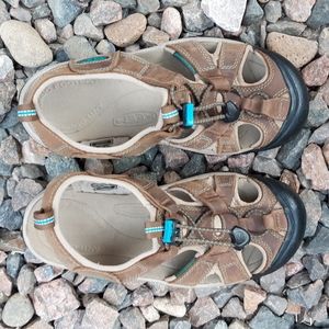 Keen brown leather waterproof hiking outdoors sandals womens 6